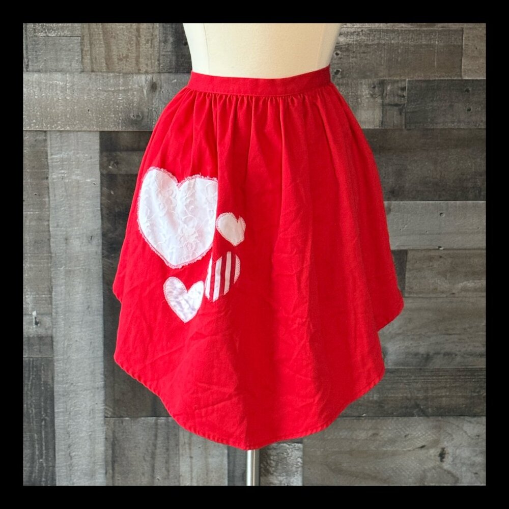 Handmade red apron OS lace heart pocket vintage inspired cottagecore lovecore